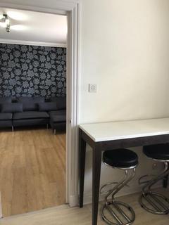 2 bedroom flat to rent, Huntly Street, Carlton Court, AB10