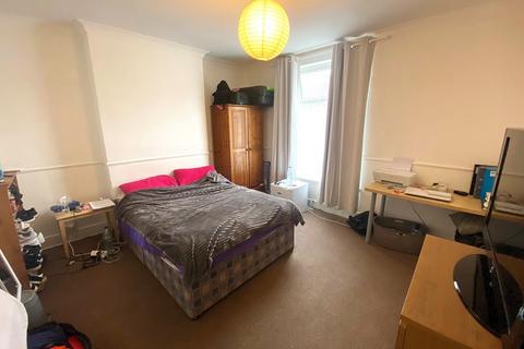 5 bedroom terraced house to rent, Jessie Road, Southsea