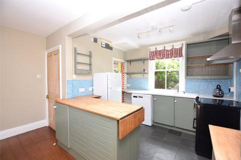 3 bedroom semi-detached house to rent, Bude, Cornwall