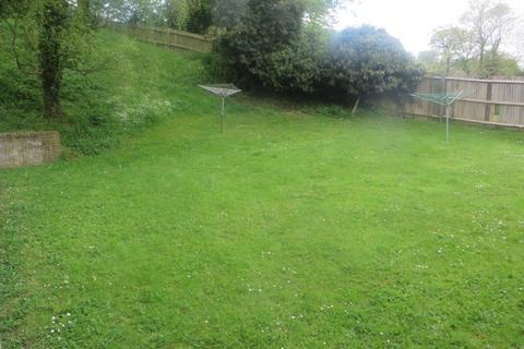 Studio to rent, Longham Copse Downswood