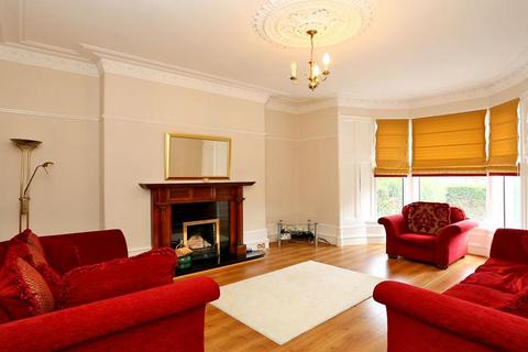 Forest Avenue, Ground Floor, AB15