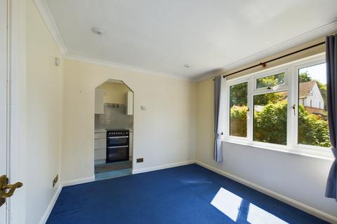 1 bedroom terraced house to rent, Crookham Close, Tadley, RG26