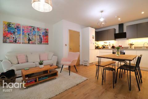 2 bedroom apartment to rent, Farnborough Road, Farnborough
