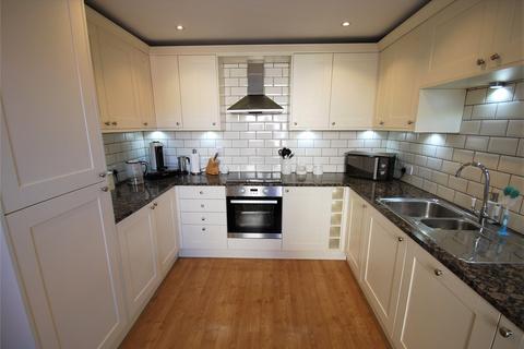 2 bedroom apartment to rent, London End, Beaconsfield, HP9