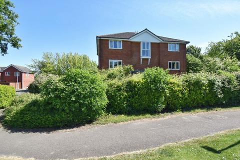 2 bedroom apartment to rent, Fennec Close, Cambridge