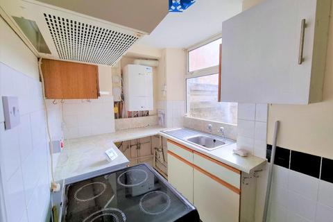 1 bedroom ground floor flat to rent, Main Street, Heamoor TR18