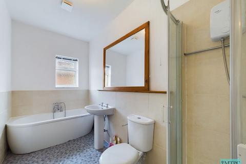 2 bedroom terraced house to rent, Farrar Street, York