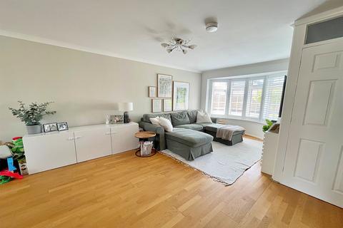 3 bedroom terraced house to rent, Ferndown