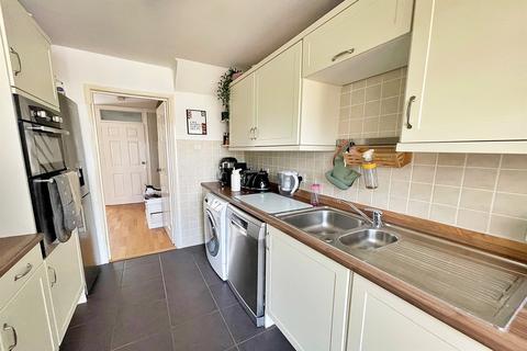 3 bedroom terraced house to rent, Ferndown