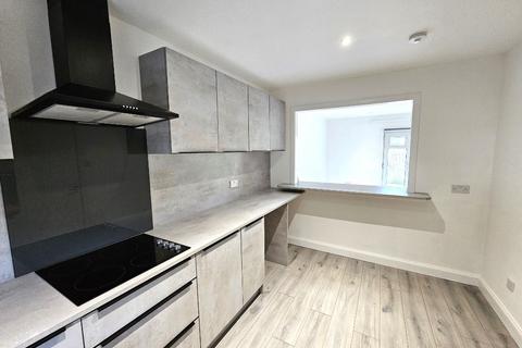 2 bedroom terraced house to rent, Hazlehead Place, Hazlehead, Aberdeen, AB15