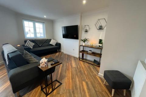 2 bedroom apartment to rent, Weavers Wynd, Irvine KA12