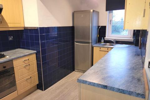 2 bedroom maisonette to rent, Yorke Place, Kilmarnock