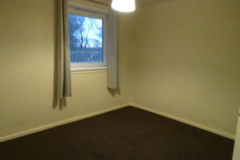 2 bedroom flat to rent, 245 Craigie Drive, Craigie, Dundee
