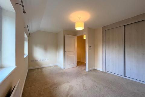 2 bedroom semi-detached house to rent, Edward Betts Close, Aylesford