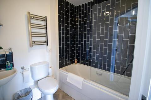 2 bedroom serviced apartment to rent, Conisbrough Keep, Coventry CV1