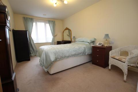 2 bedroom retirement property for sale, Sopwith Road, Eastleigh