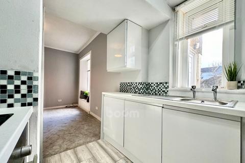 1 bedroom flat for sale, 14 Crummock Street, Beith