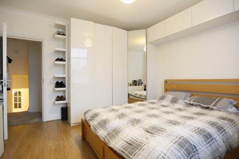 2 bedroom flat to rent, Church Road, Leyton, E10 5JP