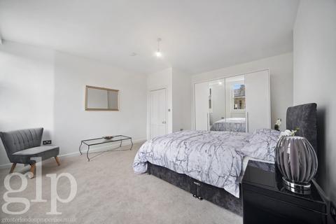 2 bedroom apartment to rent, John Street, Bloomsbury, WC1N