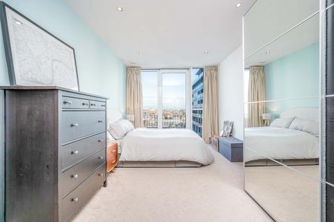 2 bedroom apartment to rent, Balearic Apartments