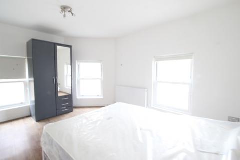 1 bedroom flat to rent, Queen Street, Maidenhead, SL6