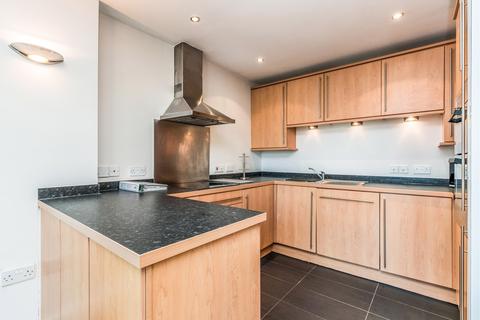 2 bedroom apartment to rent, Endeavour Court, Ocean Village, Southampton