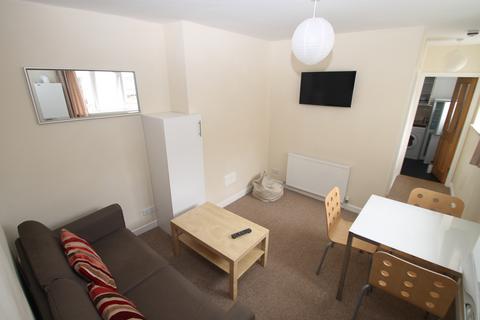 3 bedroom flat to rent, Hastings Street, Plymouth PL1