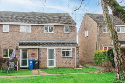 3 bedroom end of terrace house for sale, Peacocks Close, Middleton Cheney, OX17