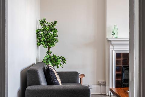 2 bedroom apartment to rent, St Martin's Lane, Covent Garden WC2