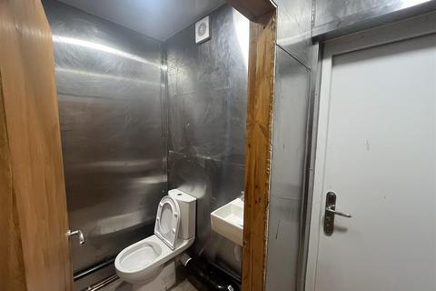 Property to rent, Millers Lane, Platt Bridge WN2