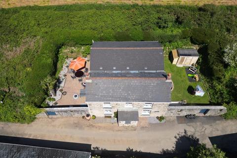 5 bedroom country house for sale, Rosewarne Downs, Parish of Illogan - Country House with Land (2.7 Acres)