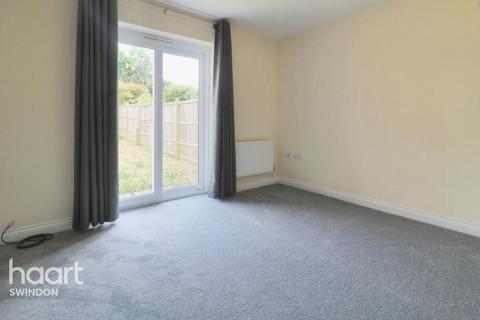 3 bedroom terraced house to rent, Chatsworth Road, Swindon