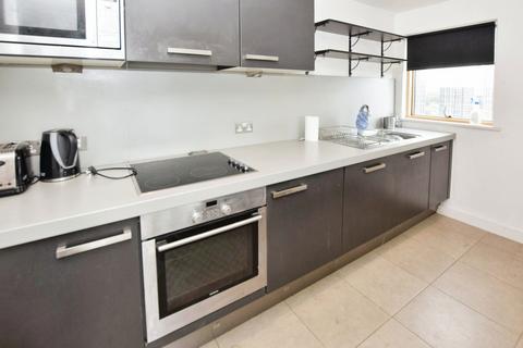 2 bedroom flat to rent, Britton House, Lord Street, Green Quarter, Manchester, M4