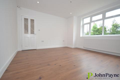 4 bedroom semi-detached house to rent, Leamington Road, Styvechale, Coventry, CV3