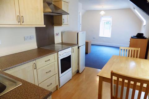 Studio to rent, Firswood, Oak Hill Road, Torquay