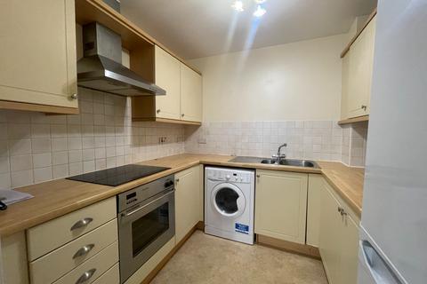 2 bedroom apartment to rent, Baltic Wharf, Clifton Marine Parade, Gravesend, Kent, DA11 0DH