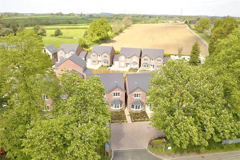 4 bedroom detached house for sale, Thistle Close, Barlestone CV13