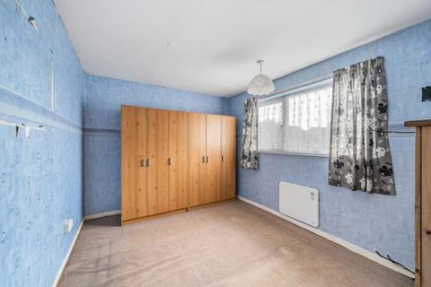 2 bedroom end of terrace house for sale, Park South,  Swindon,  Wiltshire,  SN3