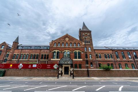 1 bedroom apartment to rent, Bishops Court, St Bartholomews Place,New Road, Rochester, Kent, ME1