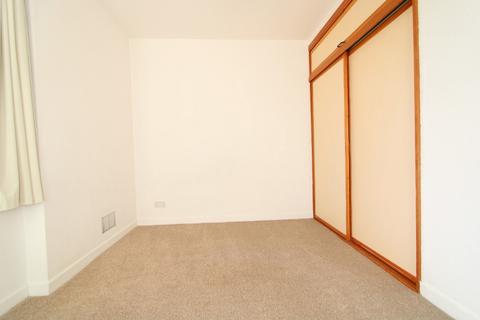 2 bedroom flat to rent, Abbotsford Place, Dundee DD2