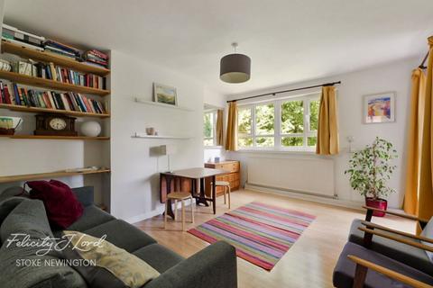 3 bedroom flat for sale, Patten House Green Lanes, London, N4