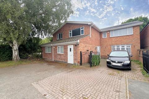 8 bedroom detached house for sale, Sickleholm Drive, Leicester, LE5