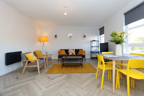 2 bedroom flat to rent, Dover Street, Glasgow, G3