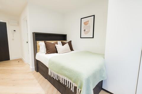 Studio to rent, Apt 106, Churchill House Residence, 17 Wellington Street LS1