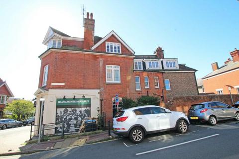 1 bedroom apartment to rent, Meads Street, Eastbourne BN20