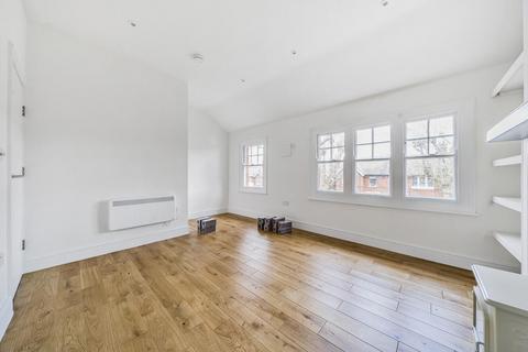 1 bedroom flat for sale, Kenwood Road, Highgate, London, N6