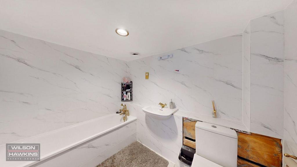 4 West Hill Hall, West Hill - 7 Gxj0e QDhkvx4 HQpi7m Y