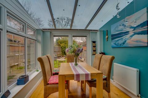 4 bedroom end of terrace house for sale, Rostron Close, Southampton, SO18