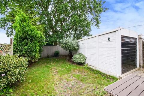 2 bedroom semi-detached house for sale, Kirkcroft, York YO32