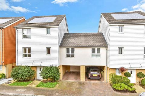 5 bedroom semi-detached house for sale, The Causeway, Chatham, Kent